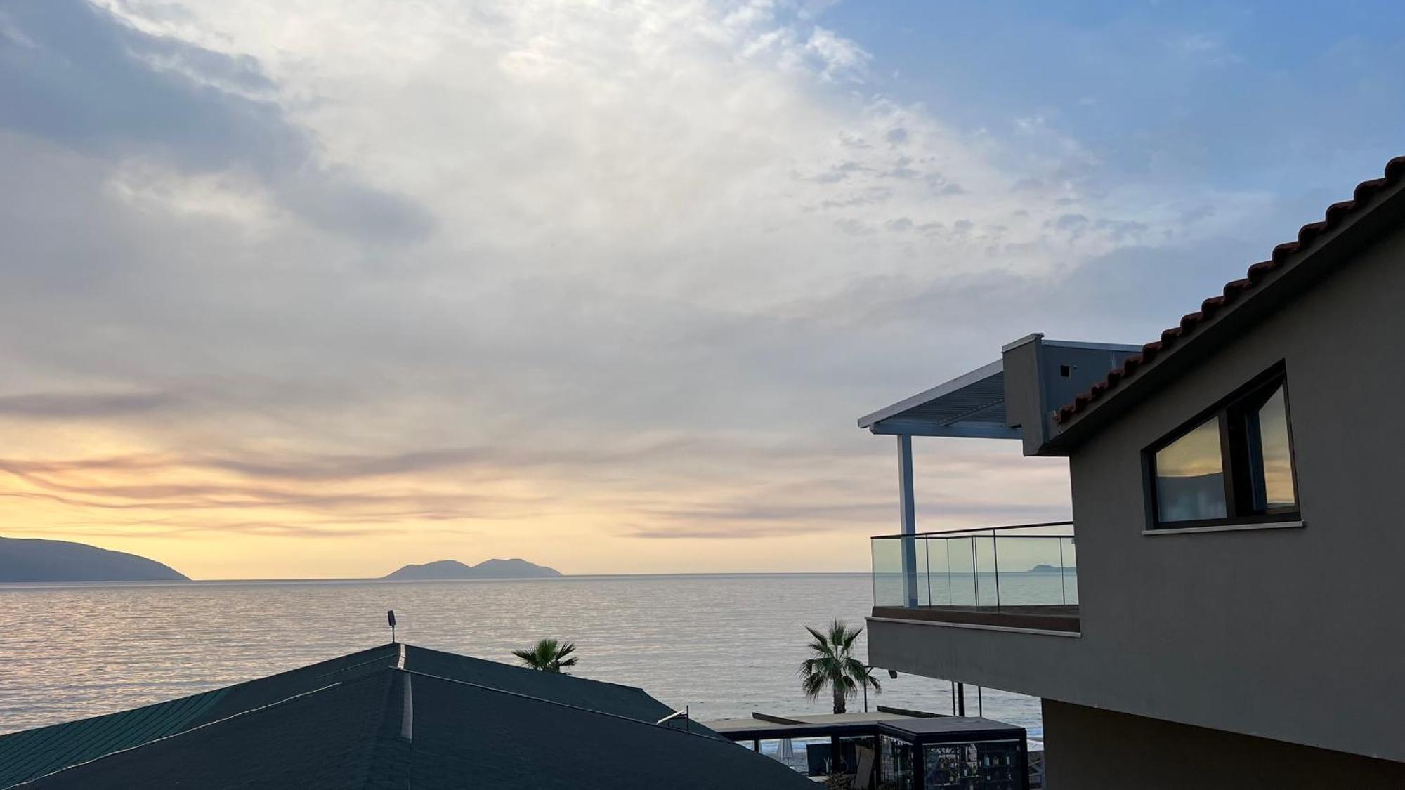 Villa Tramonto Vlore Radhimë Exterior foto